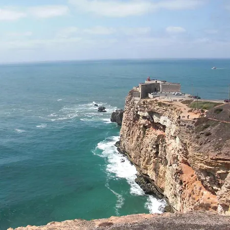 Bed&seaside - Bola Da Nivea Nazaré