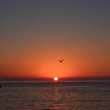 Bed & Seaside - Bola Da Nivea * Назаре