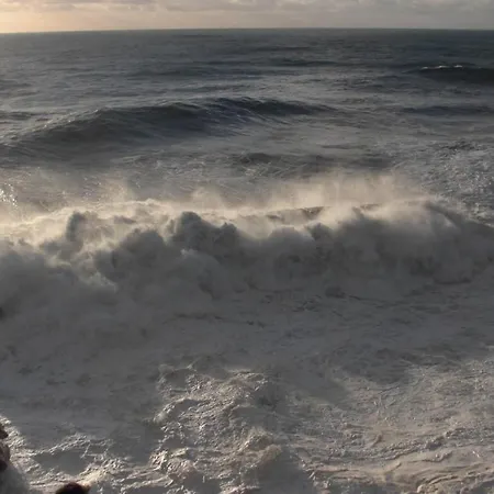 Bed & Seaside - Bola Da Nivea Назаре